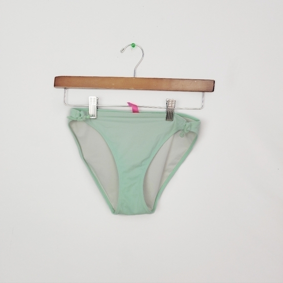 Victoria Secret Medium bikini bottoms - Picture 1 of 3